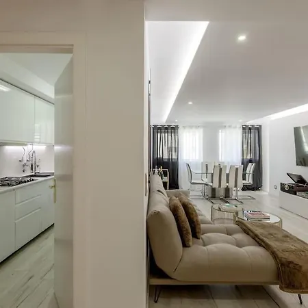 Spacious 3-Bedroom Condo In Lisbon Exterior photo